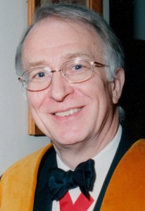 Mr P Max Weaver, Past Master Educator 2003/4
